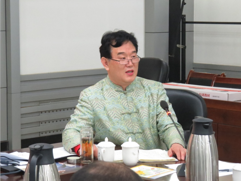 下基层 接地气 为民众 下基层 接地气 为民众