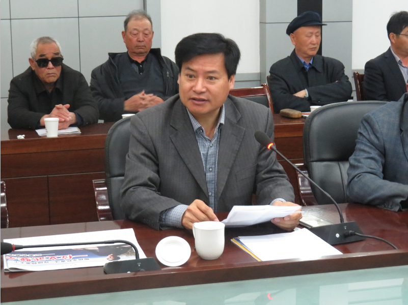 下基层 接地气 为民众 下基层 接地气 为民众