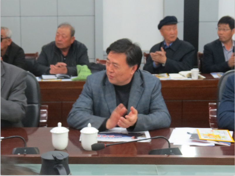 下基层 接地气 为民众 下基层 接地气 为民众