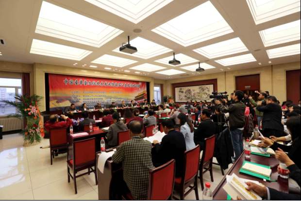 中国书法“两径双成”特色教育 管用高效的原因初探 中国书法“两径双成”特色教育 管用高效的原因初探